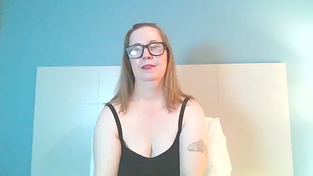 SweetandNaughty1 online show from 01-01-25, 04:39