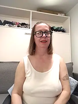 SweetandNaughty1 online show from 02-04-26, 09:31