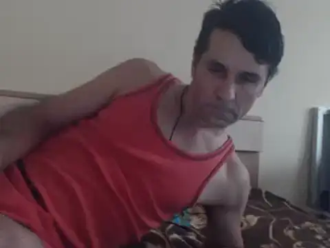 Snapshot of yvesstorm1 chatting on 02-05-25, 01:11 yvesstorm1 online show from 02-05-25, 01:11