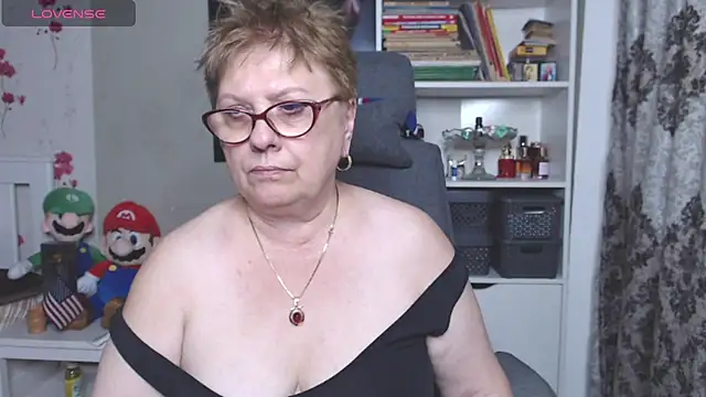 Mella4you online show from 10-26-25, 11:05