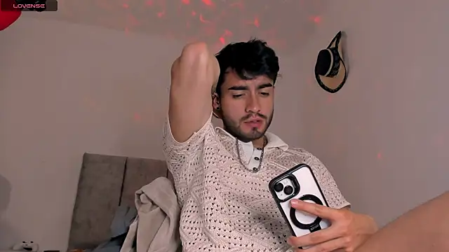 aydan hw online show from 03-18-25, 06:37