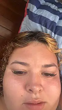 Snapshot of valentinny chatting on 02-14-26, 04:15 valentinny online show from 02-14-26, 04:15