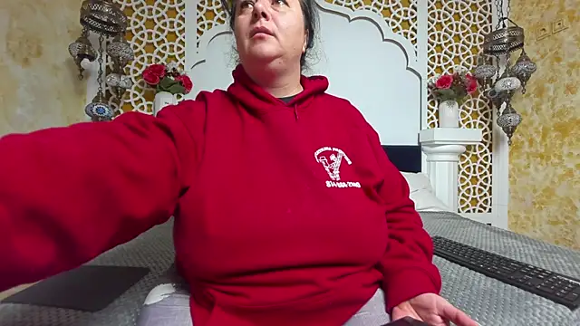 AleshaArabian online show from 10-21-25, 03:07