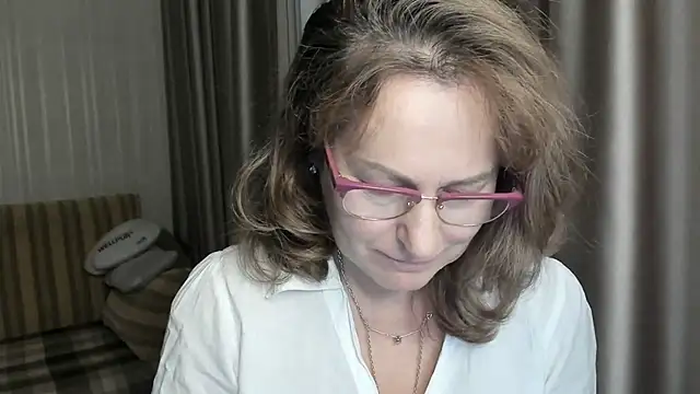 lauraoven online show from 01-05-25, 07:39