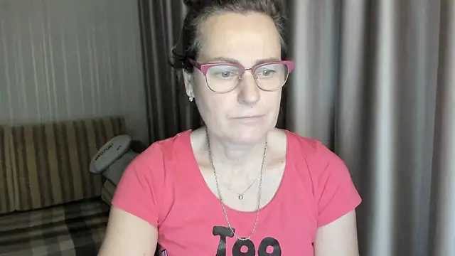 lauraoven online show from 01-11-25, 07:05