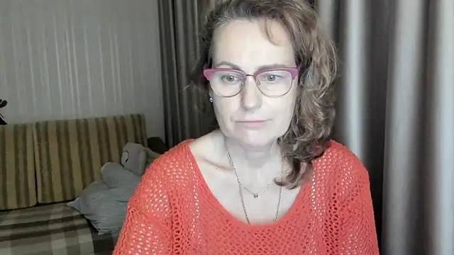 lauraoven online show from 01-31-25, 06:36