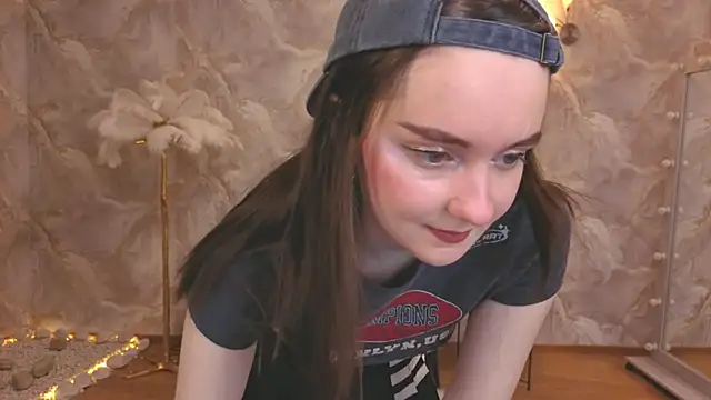 CloudGrace online show from 11-30-25, 03:21