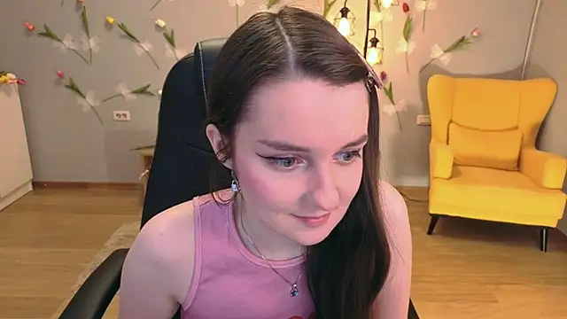 Snapshot of CloudGrace chatting on 07-07-26, 03:20 CloudGrace online show from 07-07-26, 03:20