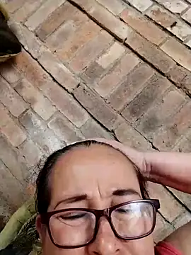 LaGochis07 online show from 04-07-26, 07:58