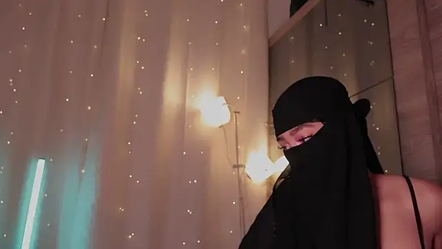 Snapshot of sweet_diazzz chatting on 10-05-25, 07:45 sweet diazzz online show from 10-05-25, 07:45