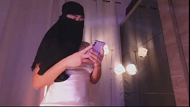 Snapshot of sweet_diazzz chatting on 11-17-25, 08:47 sweet diazzz online show from 11-17-25, 08:47