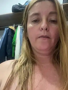 Snapshot of moniquerainx chatting on 02-25-25, 02:25 moniquerainx online show from 02-25-25, 02:25