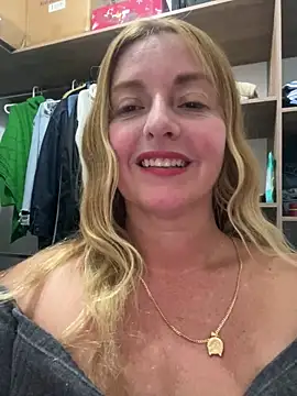 moniquerainx online show from 06-19-26, 02:16