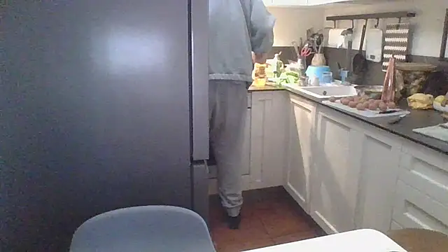 ANONIMO7735 online show from 03-09-25, 11:36