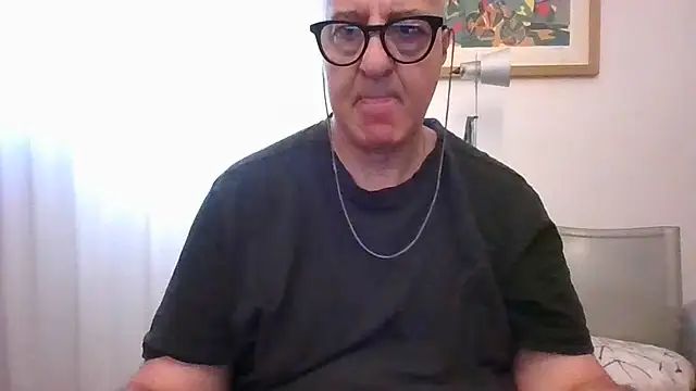 Snapshot of ANONIMO7735 chatting on 06-13-26, 05:00 ANONIMO7735 online show from 06-13-26, 05:00