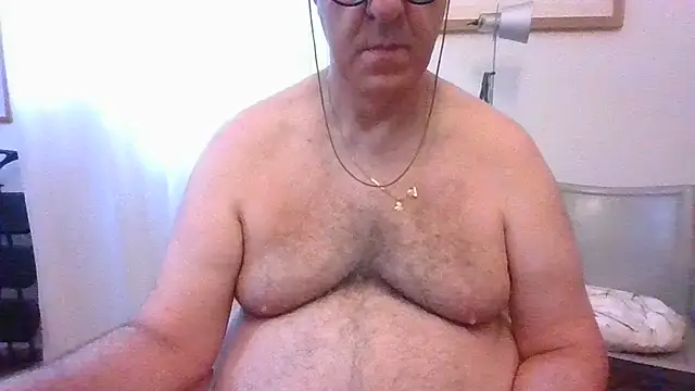 Snapshot of ANONIMO7735 chatting on 07-01-26, 05:20 ANONIMO7735 online show from 07-01-26, 05:20