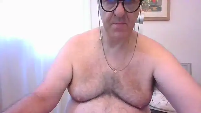 Snapshot of ANONIMO7735 chatting on 07-02-26, 04:40 ANONIMO7735 online show from 07-02-26, 04:40