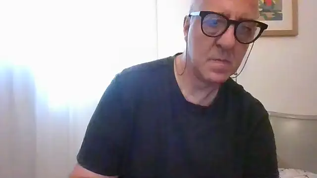 Snapshot of ANONIMO7735 chatting on 07-05-26, 04:25 ANONIMO7735 online show from 07-05-26, 04:25