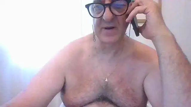 Snapshot of ANONIMO7735 chatting on 07-14-26, 10:43 ANONIMO7735 online show from 07-14-26, 10:43