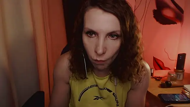 Snapshot of JohansonKatie chatting on 01-22-25, 08:49 JohansonKatie online show from 01-22-25, 08:49