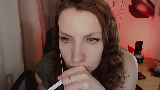 Snapshot of JohansonKatie chatting on 01-27-25, 02:24 JohansonKatie online show from 01-27-25, 02:24