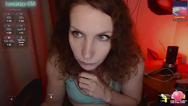 Snapshot of JohansonKatie chatting on 03-02-25, 12:09 JohansonKatie online show from 03-02-25, 12:09