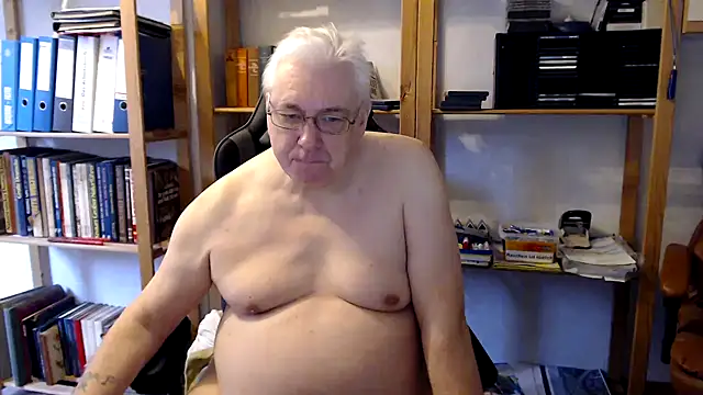 SchwanzhureXXL online show from 01-29-25, 08:51