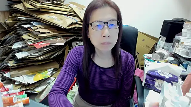 TiffanyC 4772 online show from 01-26-25, 08:57