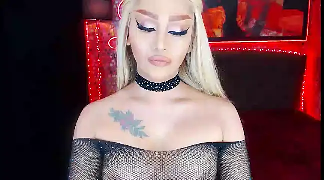 Snapshot of KylieMaxwellCaulfield_TS chatting on 03-22-25, 09:21 KylieMaxwellCaulfield TS online show from 03-22-25, 09:21