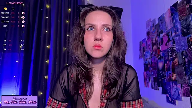 HotaruTomo online show from 10-29-25, 11:06