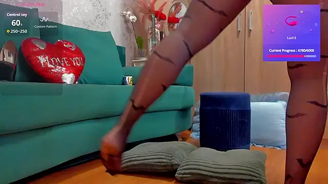 emilianna666 online show from 11-08-25, 05:34