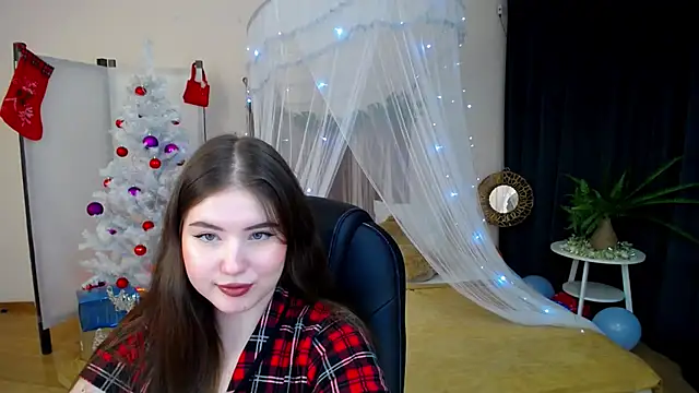 Snapshot of NicoleFoxery chatting on 12-27-24, 12:29 NicoleFoxery online show from 12-27-24, 12:29