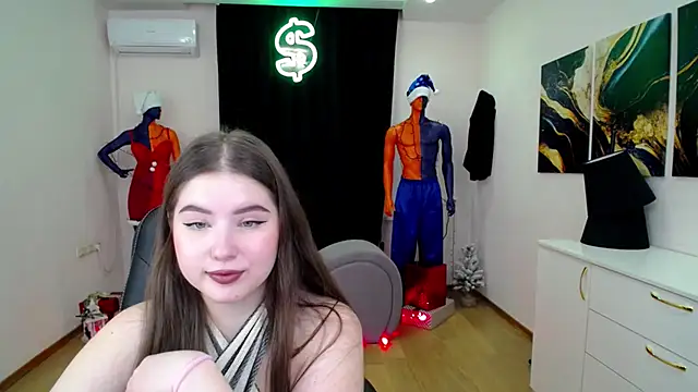 Snapshot of NicoleFoxery chatting on 12-28-24, 09:19 NicoleFoxery online show from 12-28-24, 09:19