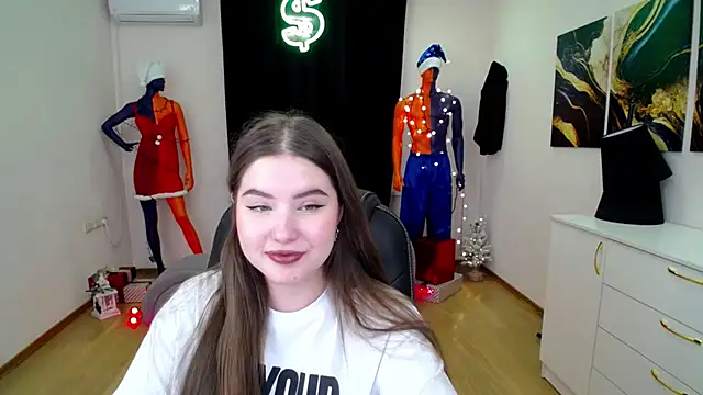 Snapshot of NicoleFoxery chatting on 12-29-24, 12:20 NicoleFoxery online show from 12-29-24, 12:20