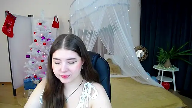 Snapshot of NicoleFoxery chatting on 01-15-25, 03:22 NicoleFoxery online show from 01-15-25, 03:22