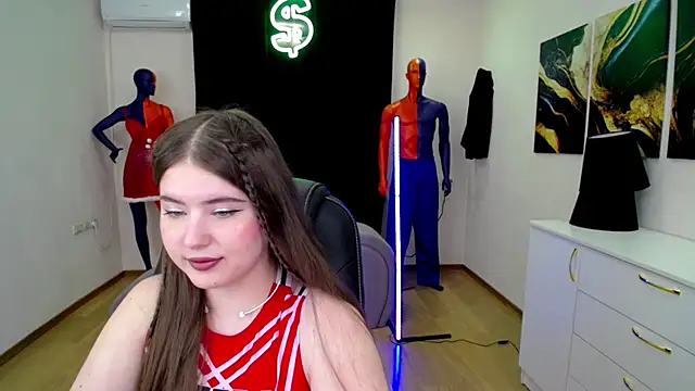 Snapshot of NicoleFoxery chatting on 01-19-25, 12:28 NicoleFoxery online show from 01-19-25, 12:28