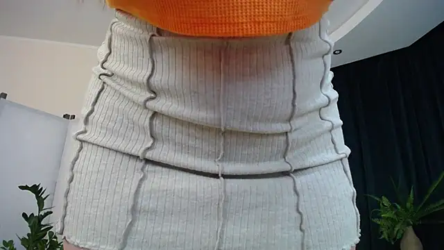 Snapshot of NicoleFoxery chatting on 01-26-25, 01:25 NicoleFoxery online show from 01-26-25, 01:25