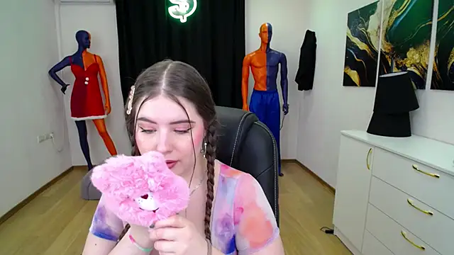Snapshot of NicoleFoxery chatting on 01-27-25, 06:20 NicoleFoxery online show from 01-27-25, 06:20