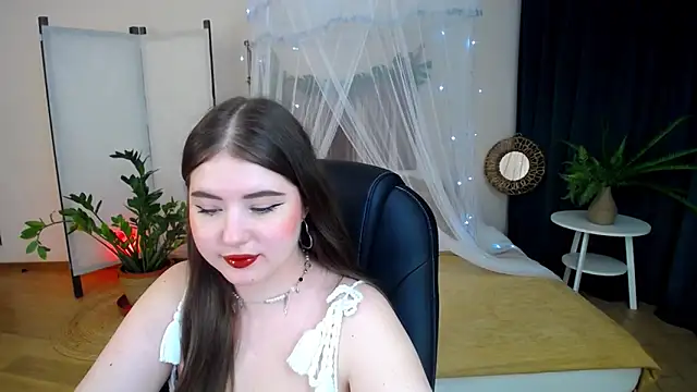 Snapshot of NicoleFoxery chatting on 02-04-25, 06:25 NicoleFoxery online show from 02-04-25, 06:25