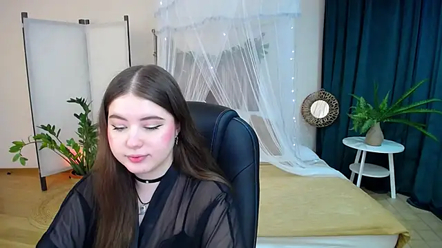 Snapshot of NicoleFoxery chatting on 02-07-25, 06:13 NicoleFoxery online show from 02-07-25, 06:13
