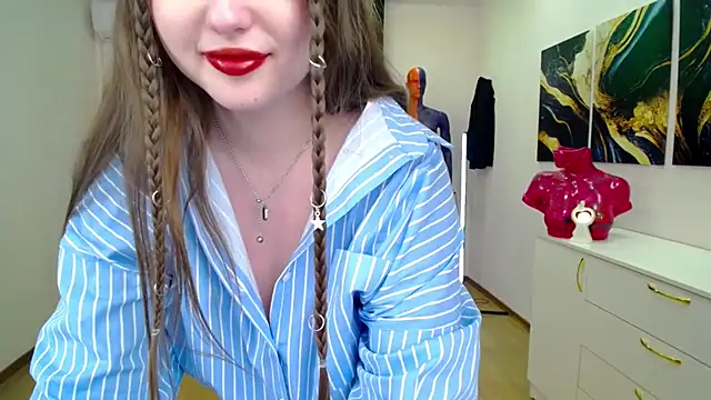 Snapshot of NicoleFoxery chatting on 02-13-25, 09:30 NicoleFoxery online show from 02-13-25, 09:30