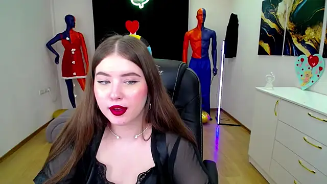 Snapshot of NicoleFoxery chatting on 02-23-25, 06:39 NicoleFoxery online show from 02-23-25, 06:39
