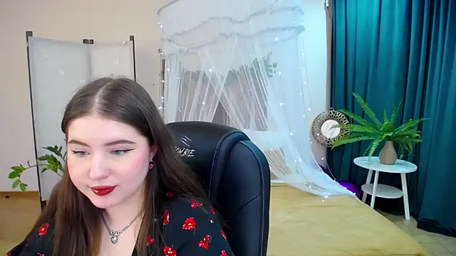 Snapshot of NicoleFoxery chatting on 03-09-25, 12:31 NicoleFoxery online show from 03-09-25, 12:31