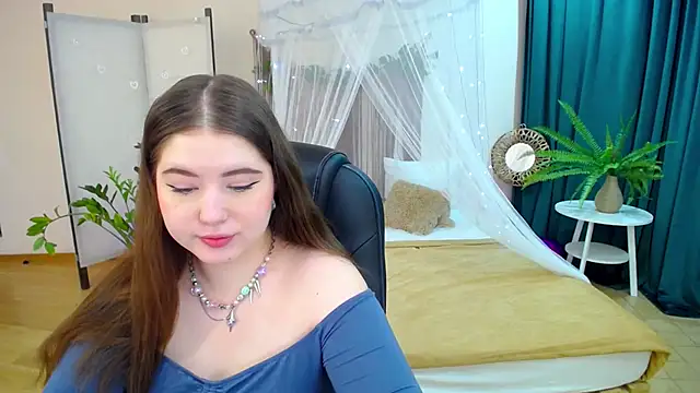 Snapshot of NicoleFoxery chatting on 03-11-25, 06:19 NicoleFoxery online show from 03-11-25, 06:19