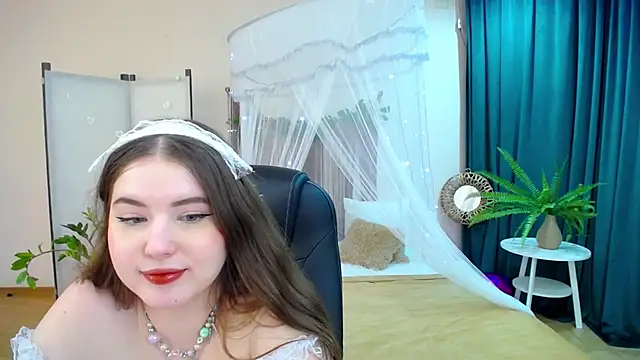 Snapshot of NicoleFoxery chatting on 03-12-25, 12:31 NicoleFoxery online show from 03-12-25, 12:31