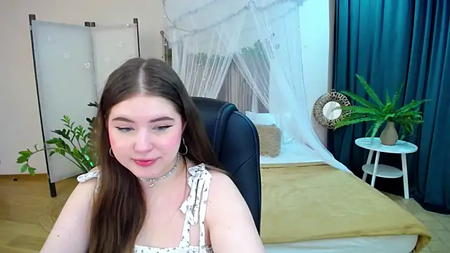 Snapshot of NicoleFoxery chatting on 03-16-25, 03:25 NicoleFoxery online show from 03-16-25, 03:25