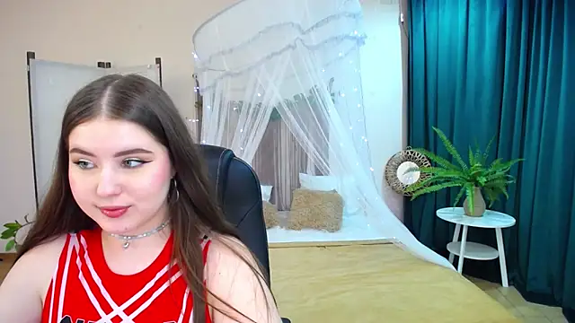 Snapshot of NicoleFoxery chatting on 03-18-25, 12:27 NicoleFoxery online show from 03-18-25, 12:27