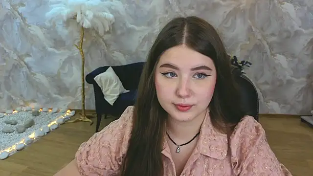 Snapshot of NicoleFoxery chatting on 09-21-25, 07:37 NicoleFoxery online show from 09-21-25, 07:37