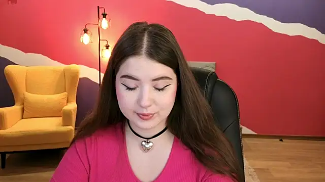 Snapshot of NicoleFoxery chatting on 10-08-25, 03:37 NicoleFoxery online show from 10-08-25, 03:37