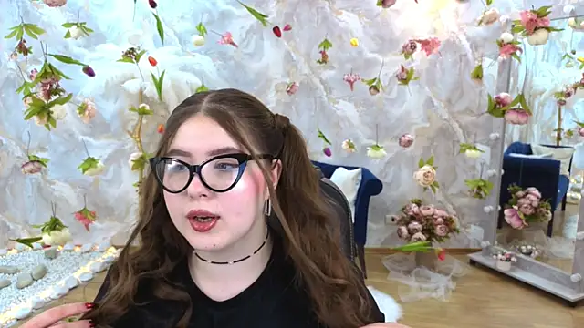 NicoleFoxery online show from 03-06-26, 06:37